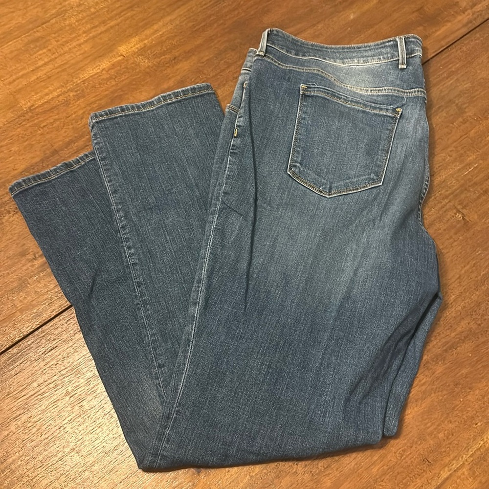 ☀️5/$20 Eddie Bauer Jeans.
